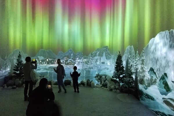 ▲▼雙十節天文館展示場免費開放，「極光創藝工坊」邀您體驗科學揮灑靈感。（圖／翻攝自臺北市立天文科學教育館）