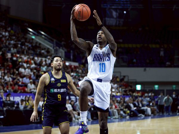 ▲勇士東超開幕戰，古德溫、莫巴耶、吳永仁、李洋、柏萊特、陳又瑋。（圖／勇士提供）