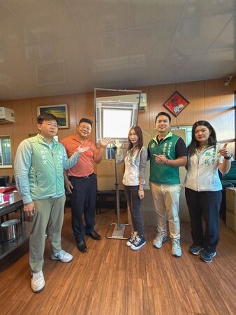 ▲林果公司攜手桃園民代捐贈花蓮空氣循環殺菌燈
