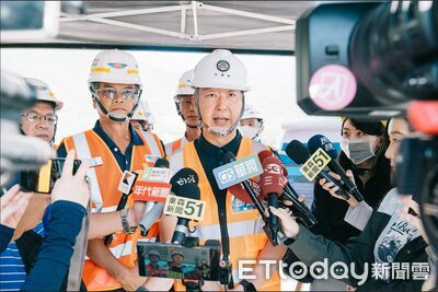 馬太鞍溪便橋提早5天完工　陳世凱：明下午3時有條件通車　