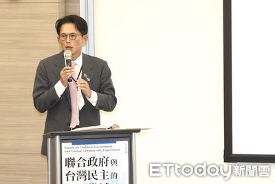 民眾黨辦聯合政府論壇　黃國昌：組執政聯盟追求政策價值而非政黨利益