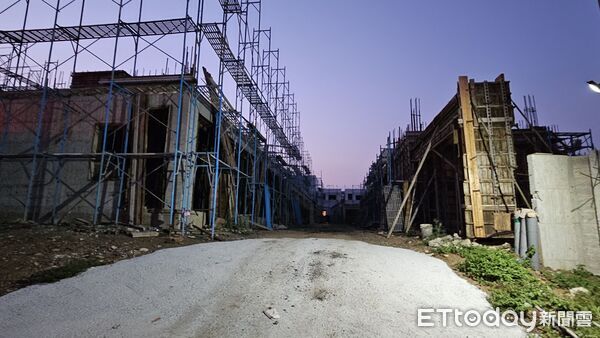 ▲▼       馬公市前寮里建案工地火警案      。（圖／記者陳洋翻攝）