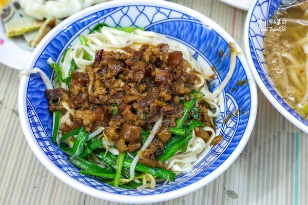 ▲▼三兄弟麵攤。（圖／部落客陳小可的吃喝玩樂授權提供）