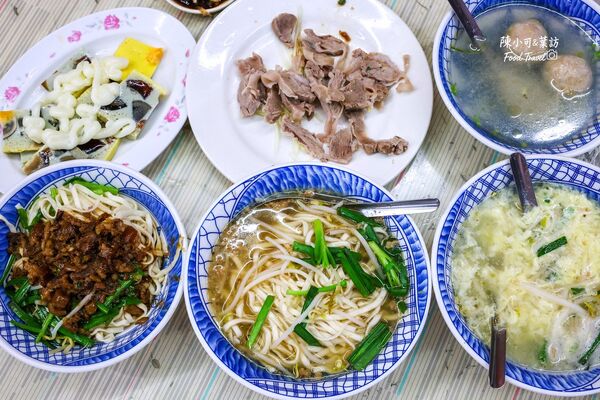 ▲▼三兄弟麵攤。（圖／部落客陳小可的吃喝玩樂授權提供）