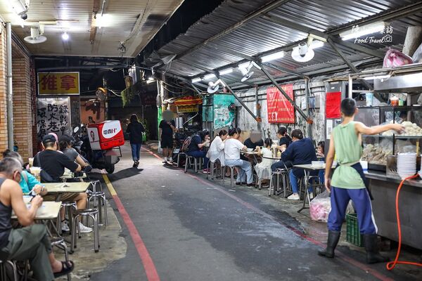 ▲▼三兄弟麵攤。（圖／部落客陳小可的吃喝玩樂授權提供）