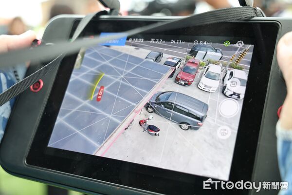 ▲台南市啟動「無人機防治登革熱計畫」，9日於安南區城西里活動中心舉辦成果發表會。（記者林東良翻攝，下同）