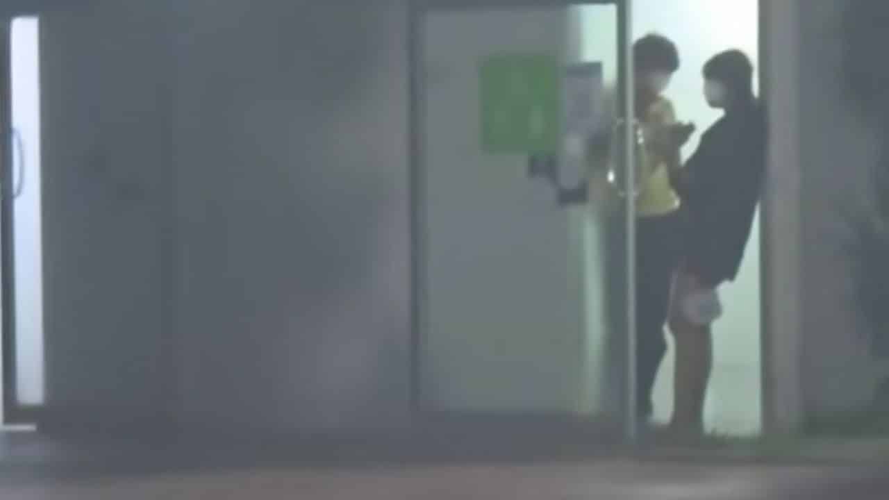 ▲▼公廁活春宮。（圖／TikTok／@user4609781679653）