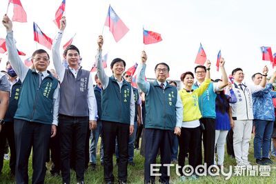 台南市舉辦國慶升旗典禮　黃偉哲感謝市民團結讓台南度過難關