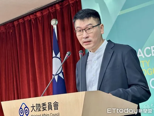 ▲▼陸委會副主委、發言人梁文傑。（圖／記者蔡紹堅攝）