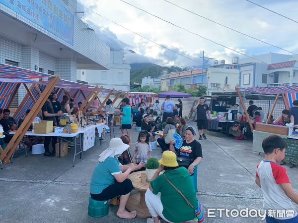 ▲「咖啡與海廢市集」10月11日成功登場。（圖／記者楊晨東翻攝）