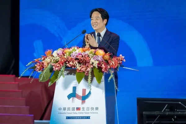 ▲▼總統賴清德9日出席在台中市舉辦的114年國慶晚會並上台致詞。（圖／翻攝自賴清德臉書）