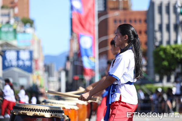 ▲一一四年雙十國慶大會，太鼓隊演出。（圖／記者林敬旻攝）