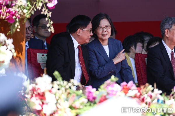 ▲前總統陳水扁、蔡英文出席雙十國慶大會。（圖／記者林敬旻攝）