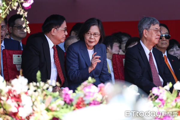 ▲前總統陳水扁、蔡英文出席雙十國慶大會。（圖／記者林敬旻攝）