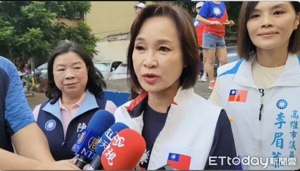 ▲柯志恩來到果貿升旗，霸氣宣告明年入主高雄市政府             。（圖／記者吳奕靖翻攝）