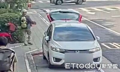 阿北偷4千元「佳德鳳梨酥」藏飯店　兩手空空逛大街畫面曝光