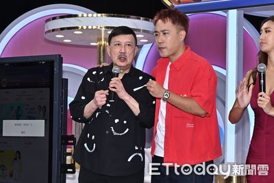 小中風後余天難得露面 批館長塊頭大頭腦簡單 「難怪他被開槍」