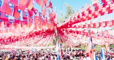 國旗屋升旗典禮！藍營4主席候選人現身　張善政籲團結創未來