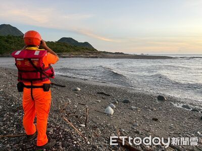 秀姑巒溪出海口竹筏翻覆!16歲女驚傳落海 海陸空持續搜救