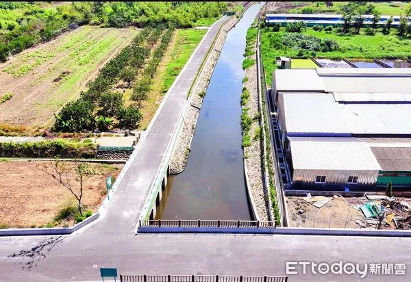 ▲台南市水利局推動海埔排水整治工程，第一期完工後防洪效益明顯提升。（記者林東良翻攝，下同）