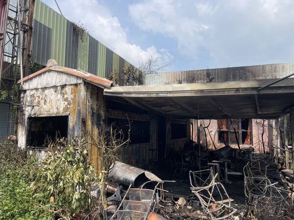 ▲彰化福興鄉香鋪倉庫起火。（圖／消防提供）