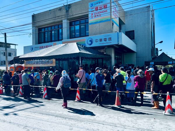 ▲▼行政院災後慰助一站式服務站。（圖／行政院提供）