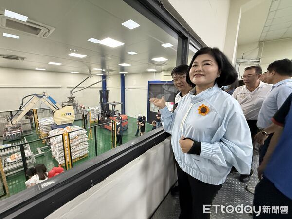 ▲新型自動化碾米設備導入電腦控制與低溫保鮮技術，展現雲林稻米產業升級新風貌。（圖／記者游瓊華翻攝）