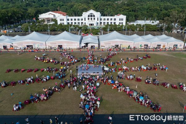 ▲南投茶博會「千人擂茶」活動熱鬧登場。（圖／南投縣政府提供）
