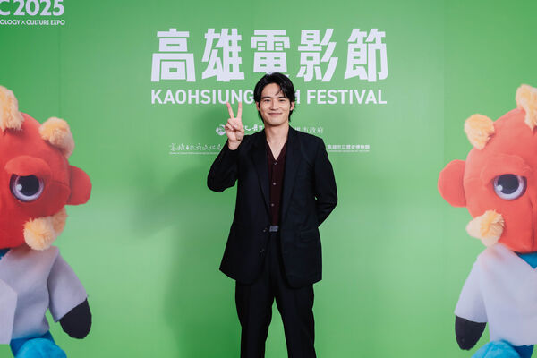 ▲《九龍大眾浪漫》製片有澤亮哉、主要演員水上恒司、吉岡里帆及曾少宗齊聚高雄。（圖／高雄電影節提供）