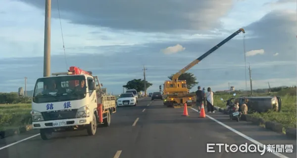 ▲恆春鎮仁保路交通事故。（圖／民眾提供）