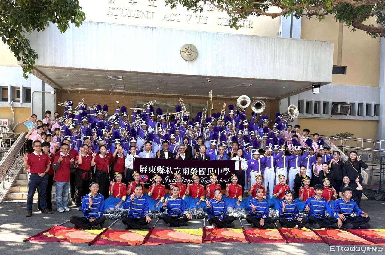 首支國中團登國慶舞臺！ 屏東南榮國中行進管樂團震撼府前廣場