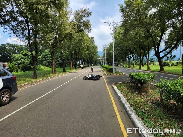 ▲屏科大校內學府路機車自摔事故。（圖／民眾提供）