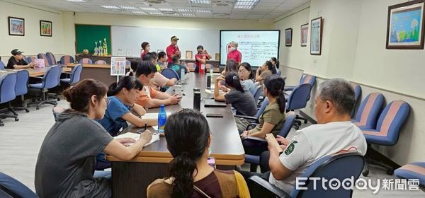 ▲基隆消防入校宣導防火安全。（圖／記者郭世賢翻攝）