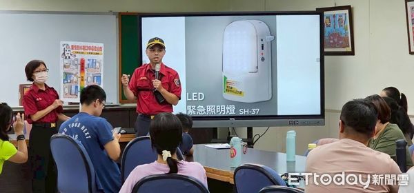▲基隆消防入校宣導防火安全。（圖／記者郭世賢翻攝）