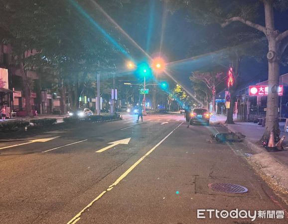 ▲▼女騎士深夜自撞人行道路緣後摔車，送醫不治。（圖／民眾提供）