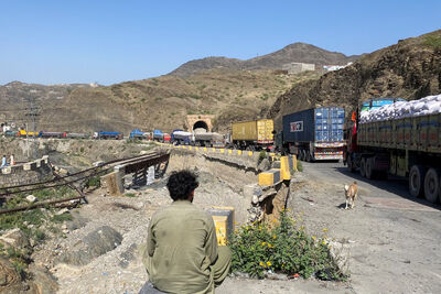 局勢升溫！巴基斯坦關閉邊界　阿富汗宣稱擊斃58名巴國士兵