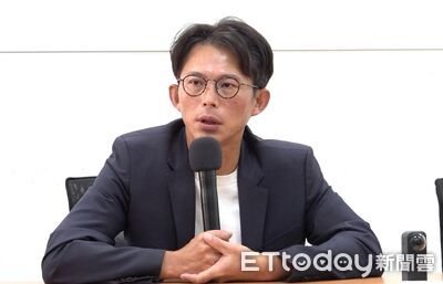 鄭麗文拋「新北市長必藍」 黃國昌:候選人提政見爭取支持很正常