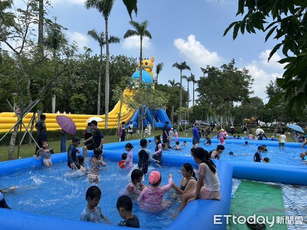 ▲台南古蹟園區國慶連假湧人潮，三日收入突破200萬元，創近年同期新高。（記者林東良翻攝，下同）