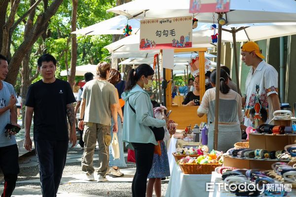 ▲台南古蹟園區國慶連假湧人潮，三日收入突破200萬元，創近年同期新高。（記者林東良翻攝，下同）