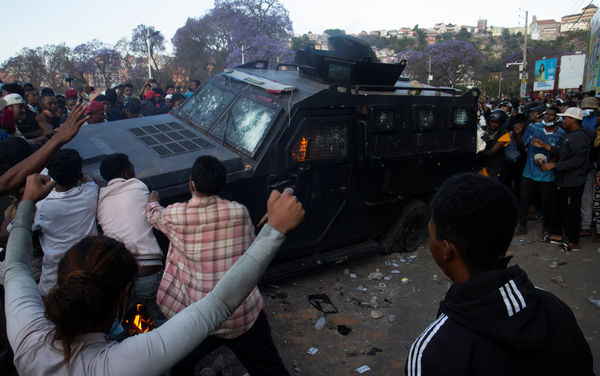 ▲▼ 馬達加斯加示威。（圖／路透）
