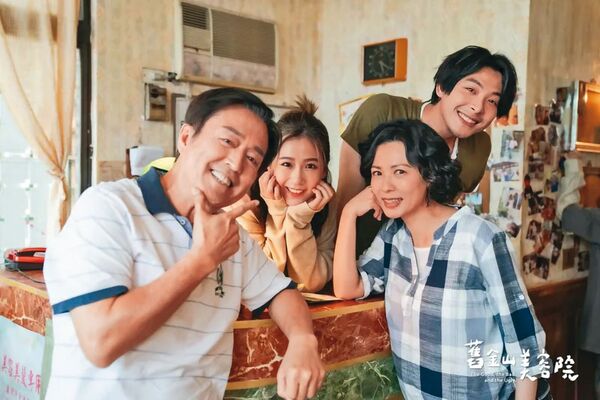 接送小確幸／獨家！神隊友各司其職　楊銘威、方志友分頭搞定兒女