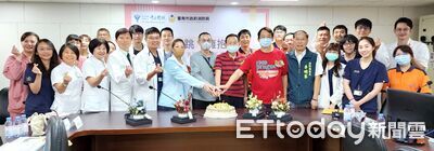 奇美醫院「重啟心跳・擁抱新生」團聚會 4位康復者感謝急救團隊