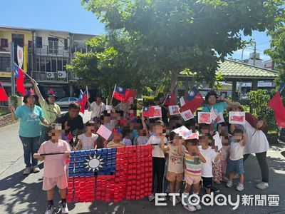 台東幼兒園小寶貝遊街參訪 化身小小波麗士!