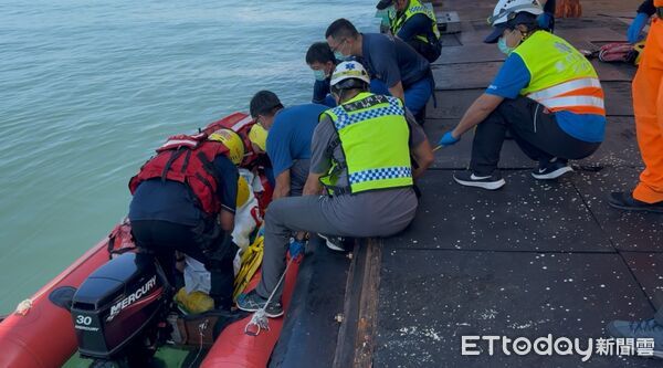 ▲金門釣客落海，卡涵洞內亡。（圖／記者鄭逢時翻攝，下同）