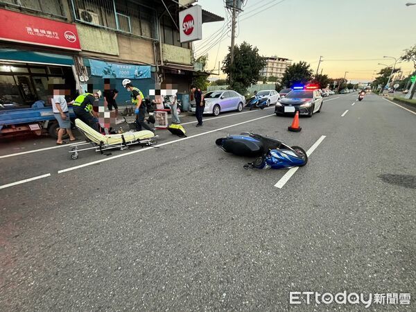 ▲苗栗8旬老嫗騎三輪車慘遭機車撞飛，老嫗頭部重創，目前仍在icu觀察。（圖／記者楊永盛翻攝）