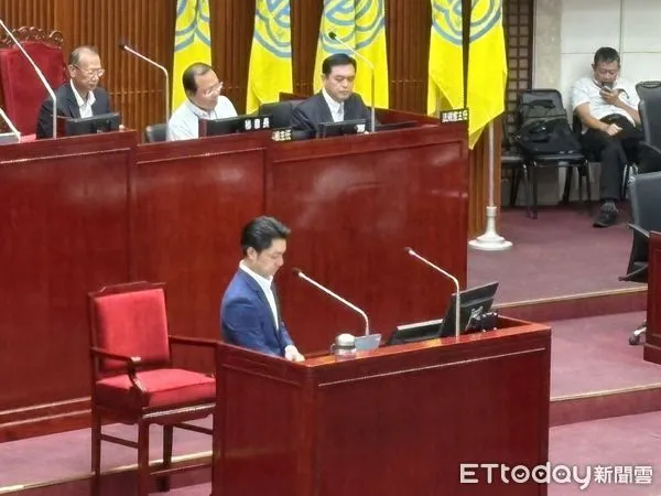 ▲蔣萬安北市府備詢。（圖／記者鄭佩玟攝）