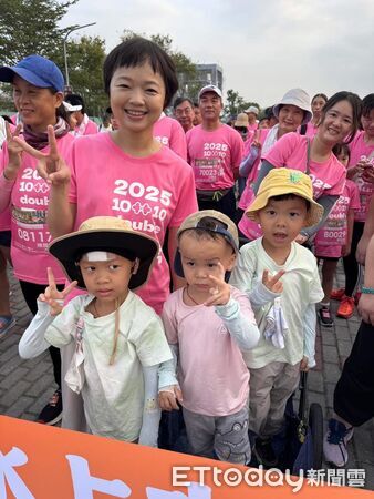 ▲▼ 用腳步為國慶喝采！第三屆「水上UP雙十半程馬拉松」1600名跑者熱血開跑  。（圖／水上鄉公所提供）