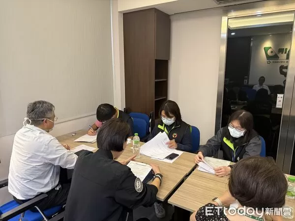 ▲▼空服員抱病上班猝逝，桃園勞動檢查處前往長榮航空調查。（圖／勞檢處提供）