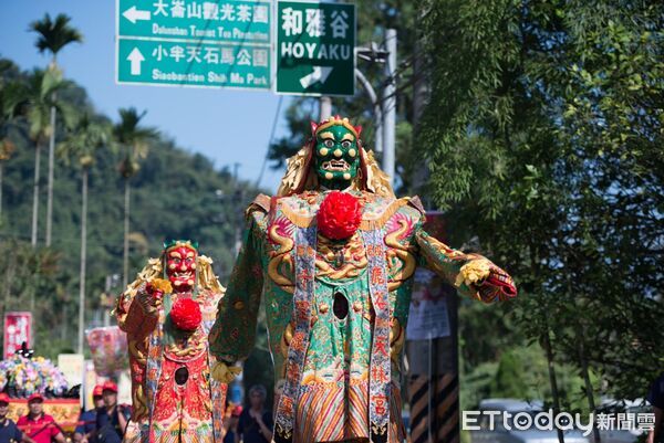 ▲2025華嚴萬神嘉年華10月登場 邀全台宮廟神尊齊聚南投。（圖／記者游瓊華翻攝）