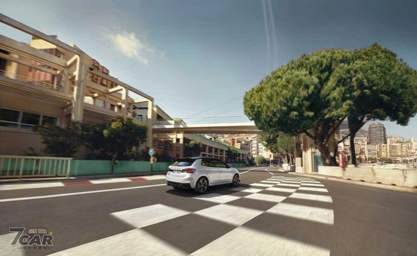 致敬品牌 130 週年與賽車傳承　Škoda Fabia 130 限量登場